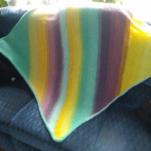 Handknit baby blanket